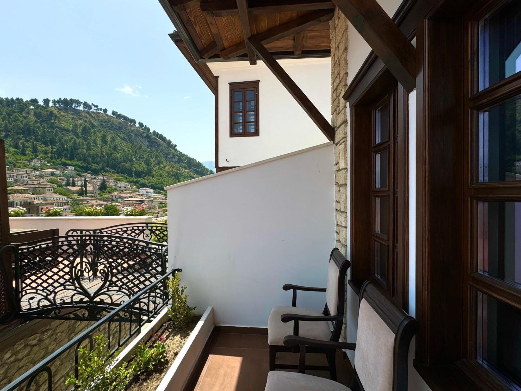 White House Boutique Hotel & Restaurant - Since 1999 Berat Zewnętrze zdjęcie