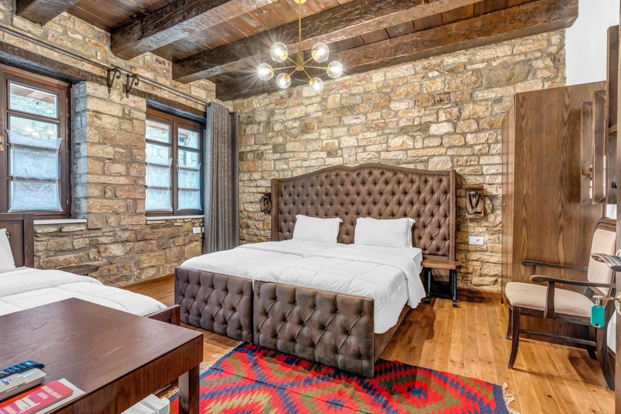 White House Boutique Hotel & Restaurant - Since 1999 Berat Zewnętrze zdjęcie